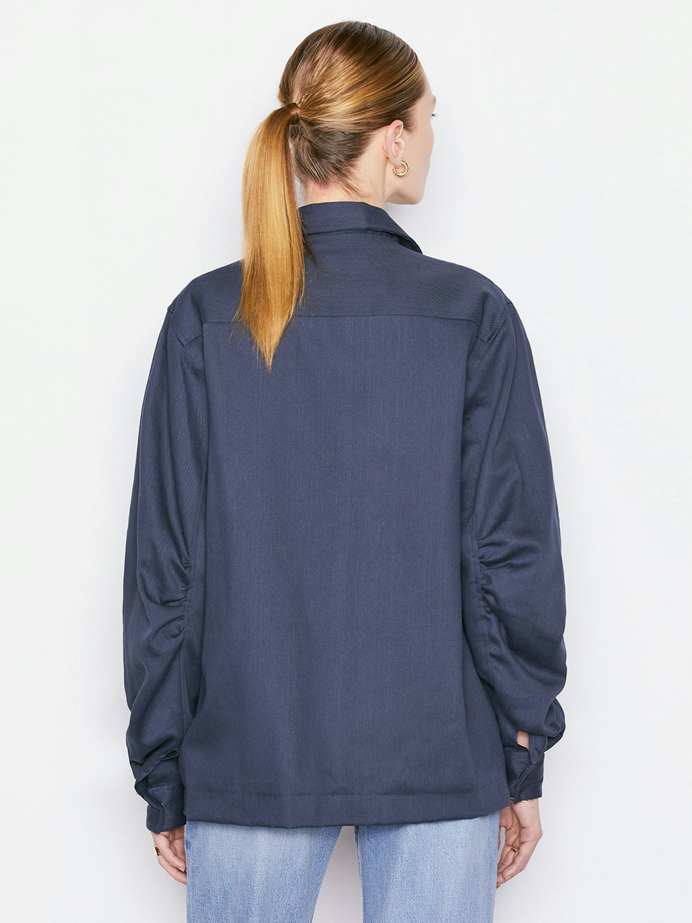 jacket back view alt:fit2